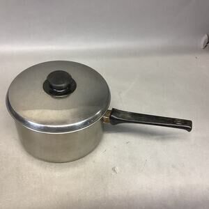 Vintage Manor House 3 1/2 Quart Sauce Pan & Lid - Made In Belgium
